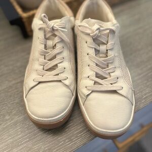 Diva Cream Casual Sneakers